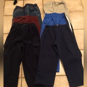 4t boys pants 6 pair.